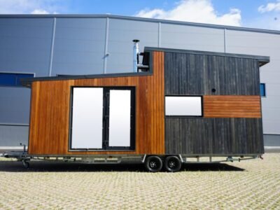 Tiny-House-Loft-Mobilheim-mit-Raedern-768x512-1.jpg